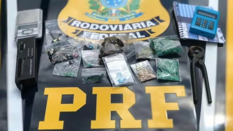 PRF apreende pedras preciosas valiosas na BR-116 em Jequié – Confira o flagrante da Polícia Rodoviária Federal